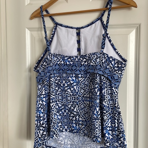 Women’s 24 in Ocean swimsuit new with tags adjustable straps - Picture 4 of 6